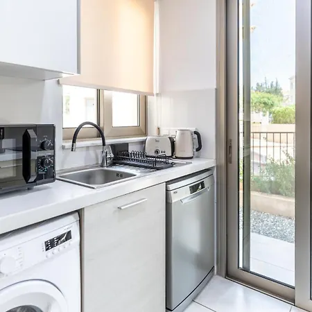 Oasis Park Apartment